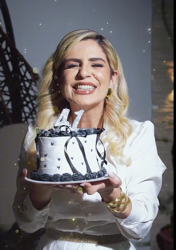 Gratidão a Deus e a cada um de vcs por fazer parte da minha história e da minha vida! 